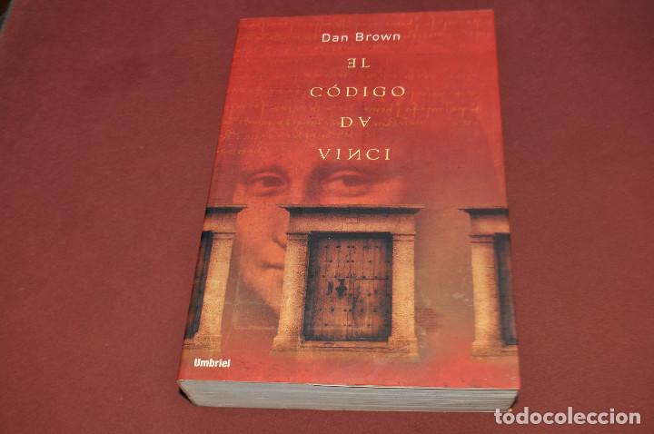 Libros de segunda mano: El c&oacute;digo da Vinci - Dan Brown - Ed. Umbriel - NOB - Foto 1