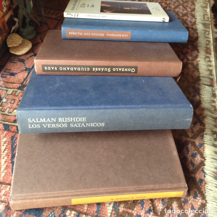 Libros de segunda mano: Cinco novelas - Foto 1