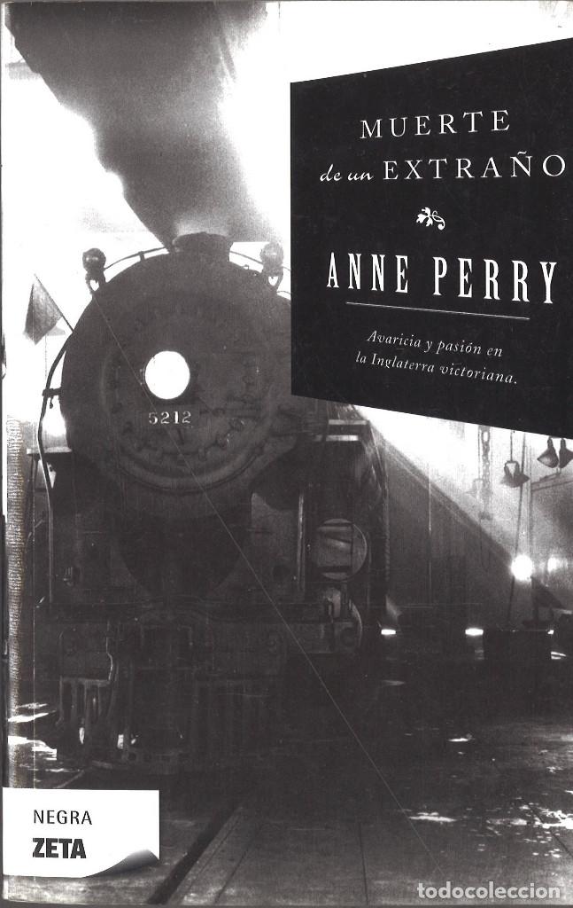 Libros de segunda mano: Muerte de un extra&ntilde;o. Anne Perry. 2010 - Foto 1