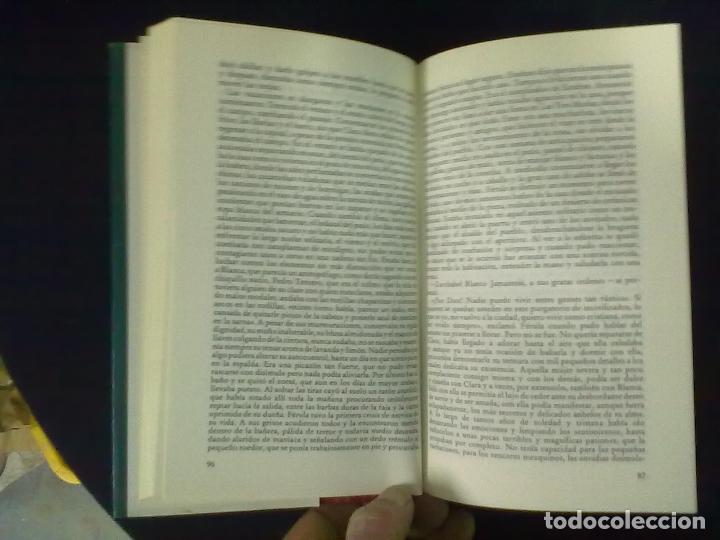 Libros de segunda mano: ISABEL ALLENDE LA CASA DE LOS ESPIRITUS - Foto 2