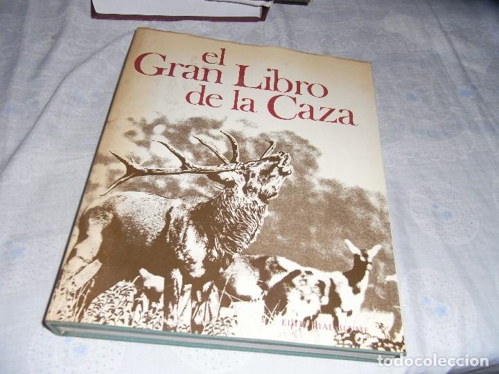 Libros de segunda mano: El gran libro de la caza - Foto 1