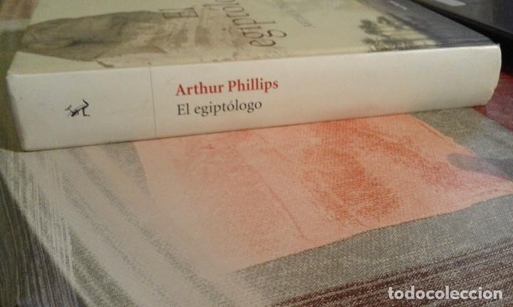 Libros de segunda mano: El egipt&oacute;logo - Arthur Phillips - 1&ordf; edici&oacute;n 2005 - Foto 7