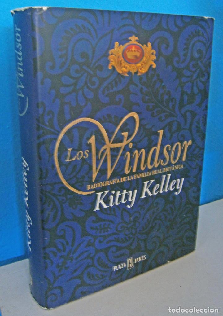 Libros de segunda mano: LOS WINDSOR - Kitty Kelly - Foto 1
