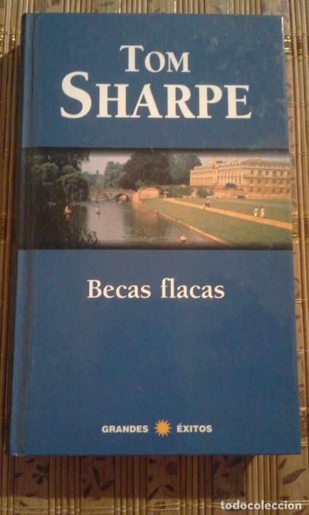 Libros de segunda mano: Becas flacas - Tom Sharpe - Foto 1