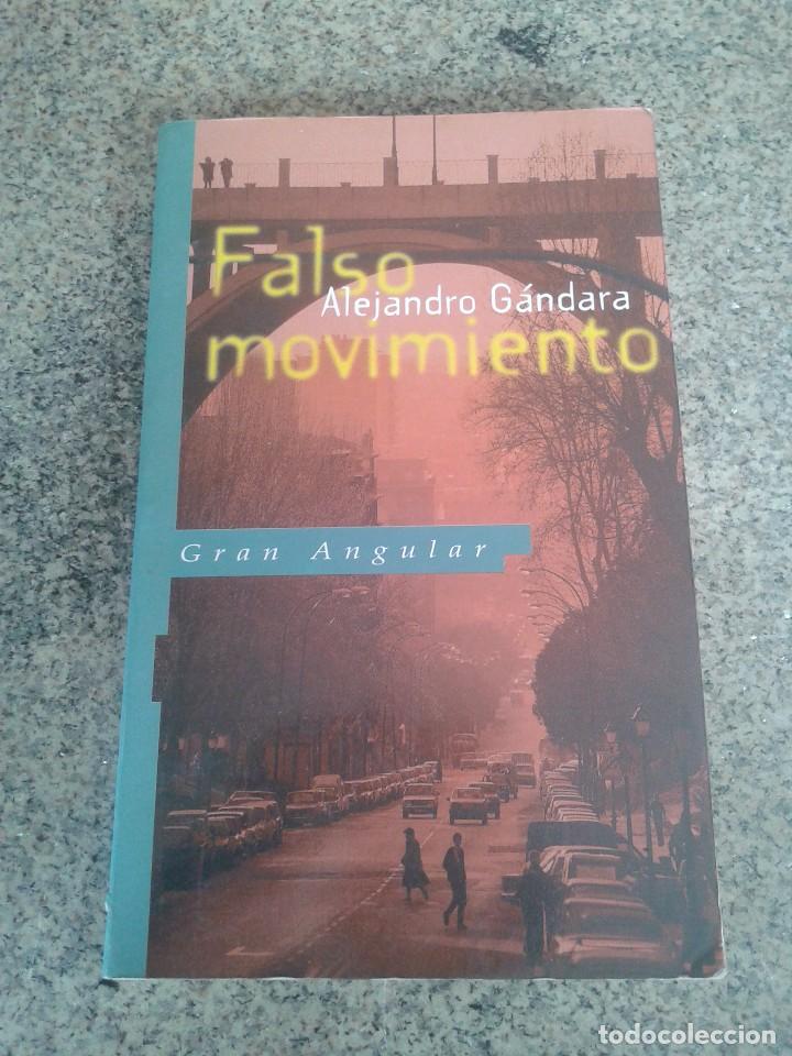 Libros de segunda mano: FALSO MOVIMIENTO -- ALEJANDRO GANDARA -- GRAN ANGULAR - 1994 -- - Foto 1