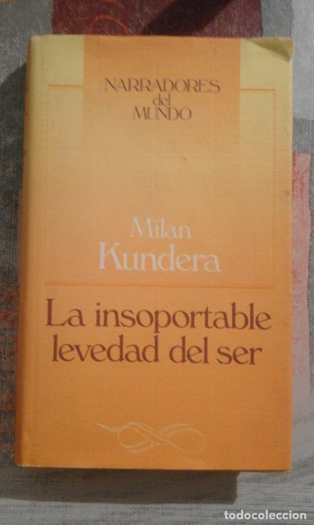 Libros de segunda mano: La insoportable levedad del ser - Milan Kundera - Foto 1