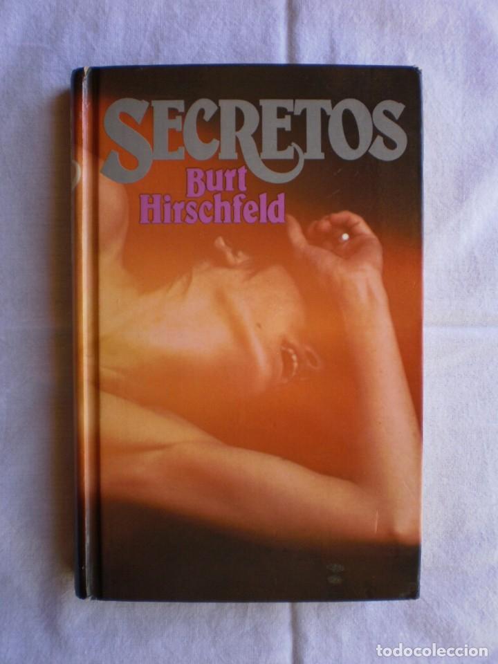 Libros de segunda mano: SECRETOS - Foto 1