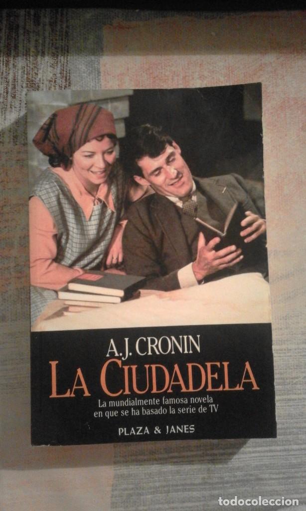 Libros de segunda mano: La Ciudadela - A.J. Cronin - Foto 1
