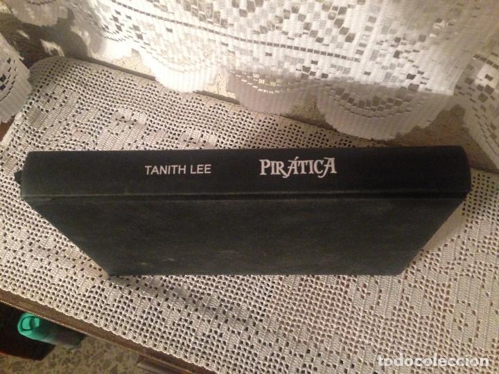 Libros de segunda mano: PIRATICA DE TANITH LEE - Foto 1