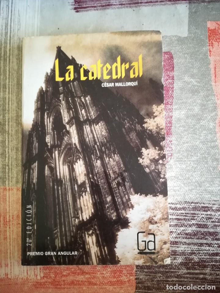 Libros de segunda mano: La catedral - C&eacute;sar Mallorqu&iacute; - Foto 1