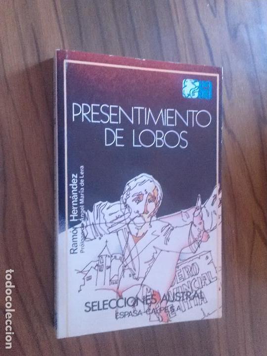 Libros de segunda mano: PRESENTIMIENTO DE LOBOS. RAM&Oacute;N HERN&Aacute;NDEZ. R&Uacute;STICA. BUEN ESTADO. - Foto 1