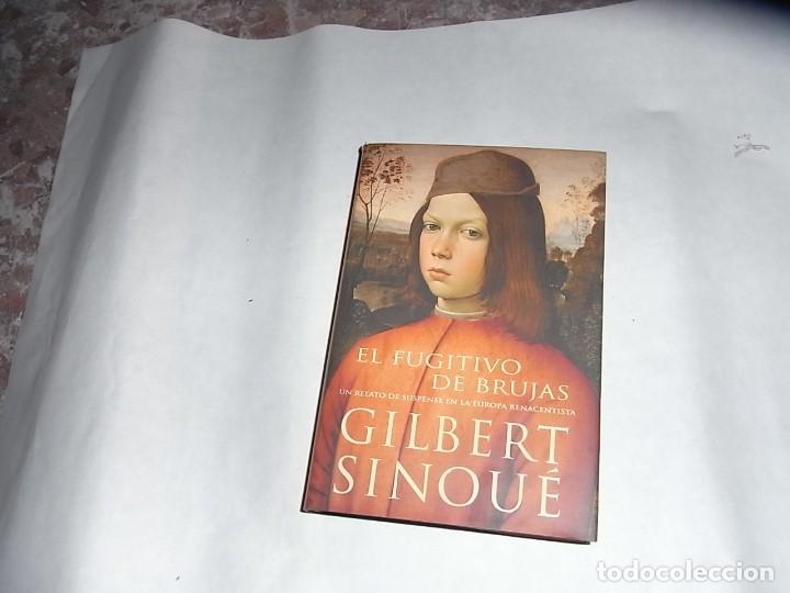 Libros de segunda mano: Gilbert Sinoue, El fugitivo de Brujas, Circulo de Lectores - Foto 1
