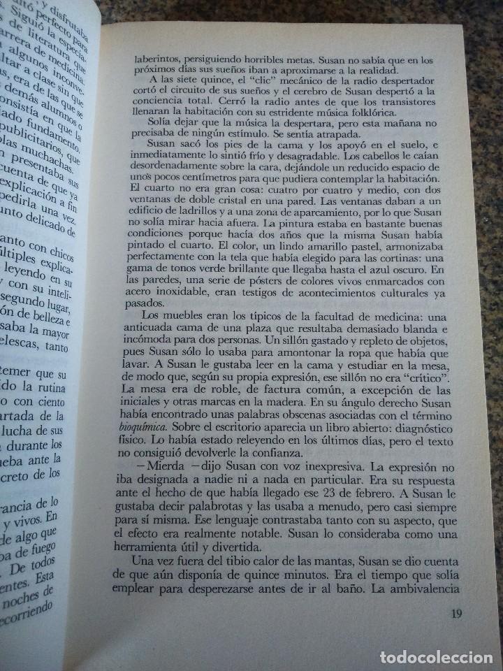 Libros de segunda mano: EN COMA -- ROBIN COOK -- RBA 1995 -- - Foto 2