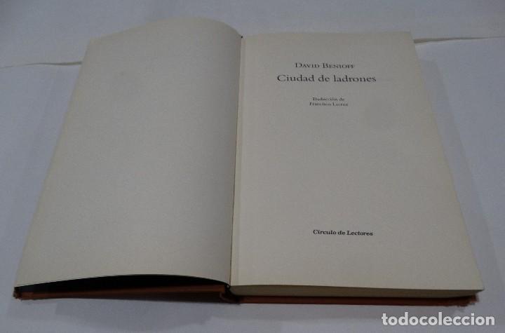 Libros de segunda mano: CIUDAD DE LADRONES- DAVID BENIOFF - Foto 4