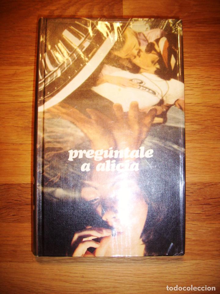 Libros de segunda mano: Preg&uacute;ntale a ALICIA / An&oacute;nimo - Foto 1
