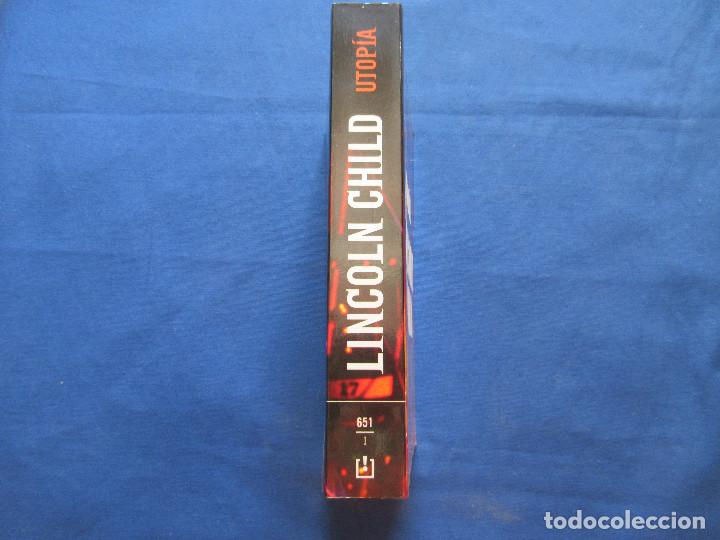 Libros de segunda mano: LINCOLN CHILD / UTOP&Iacute;A - Foto 2