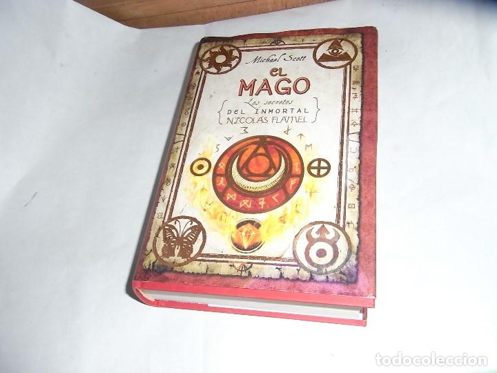 Libros de segunda mano: Michael Scott, El Mago, Roca Editorial - Foto 1