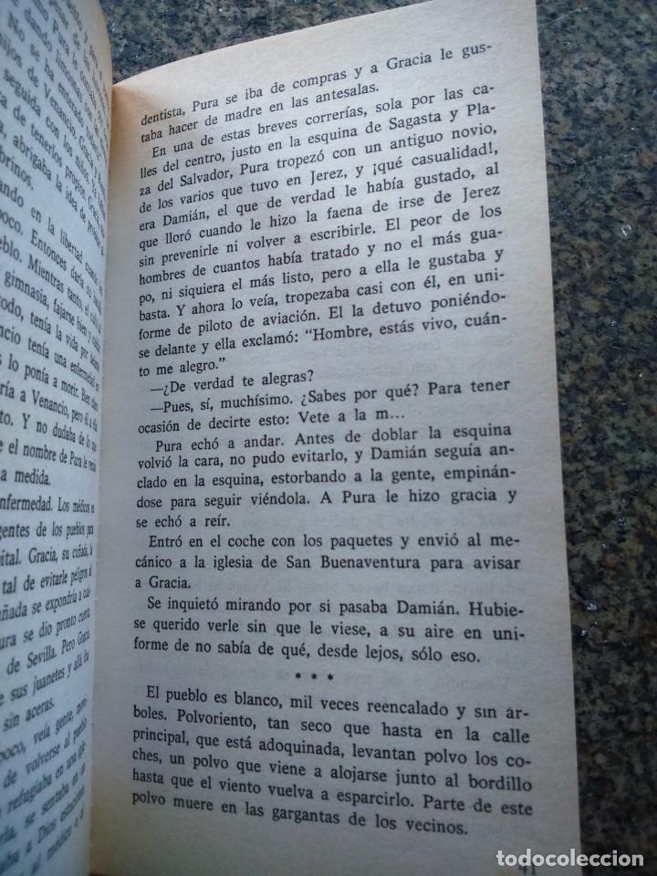 Libros de segunda mano: MANUELA -- MANUEL HALCON -- PLANETA 1976 -- - Foto 2