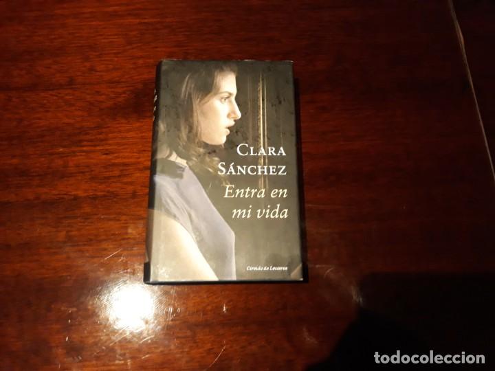 Libros de segunda mano: Entra en mi vida - S&aacute;nchez, Clara - Foto 1