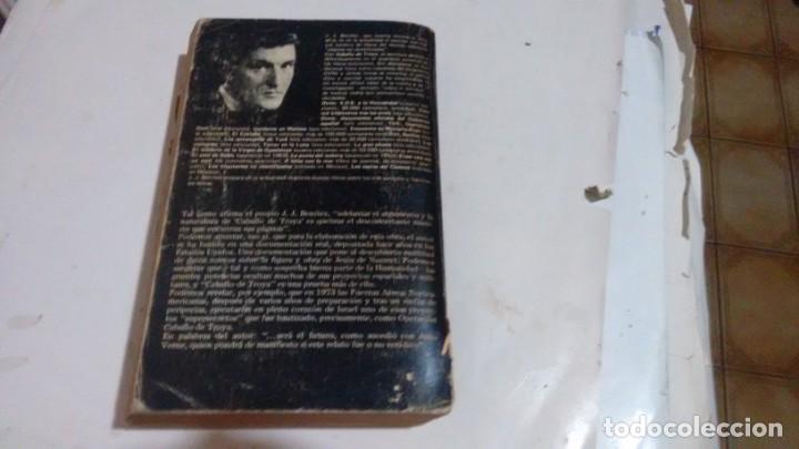 Libros de segunda mano: J.J. BENITEZ - CABALLO DE TROYA - Foto 2