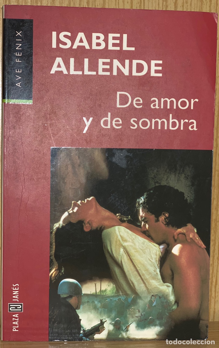Libros de segunda mano: DE AMOR Y DE SOMBRA &middot;&middot;&middot;&middot;&middot;&middot;&middot;&middot;ISABEL ALLENDE - Foto 1