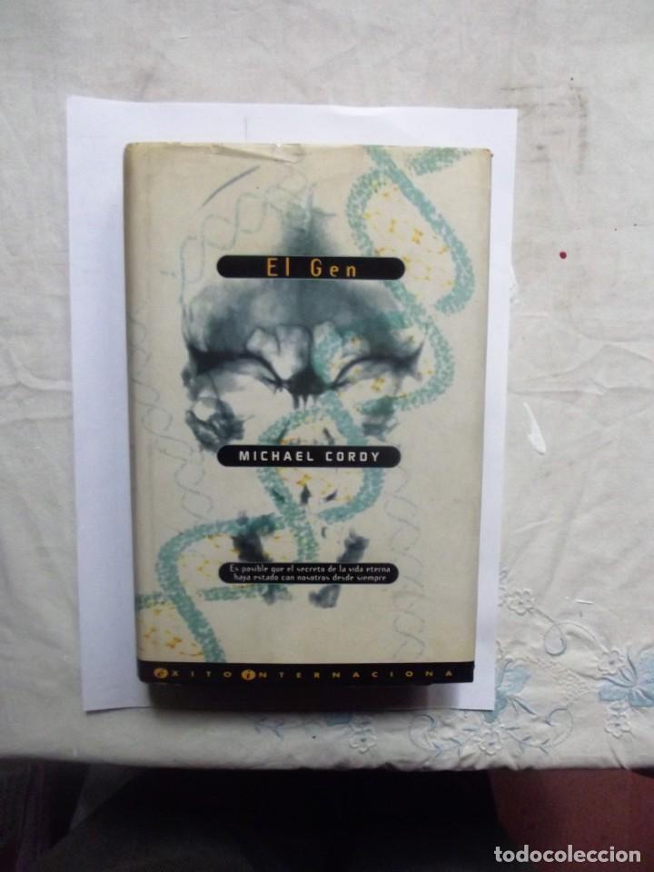 Libros de segunda mano: EL GEN  DE MICHAEL CORDY - Foto 1