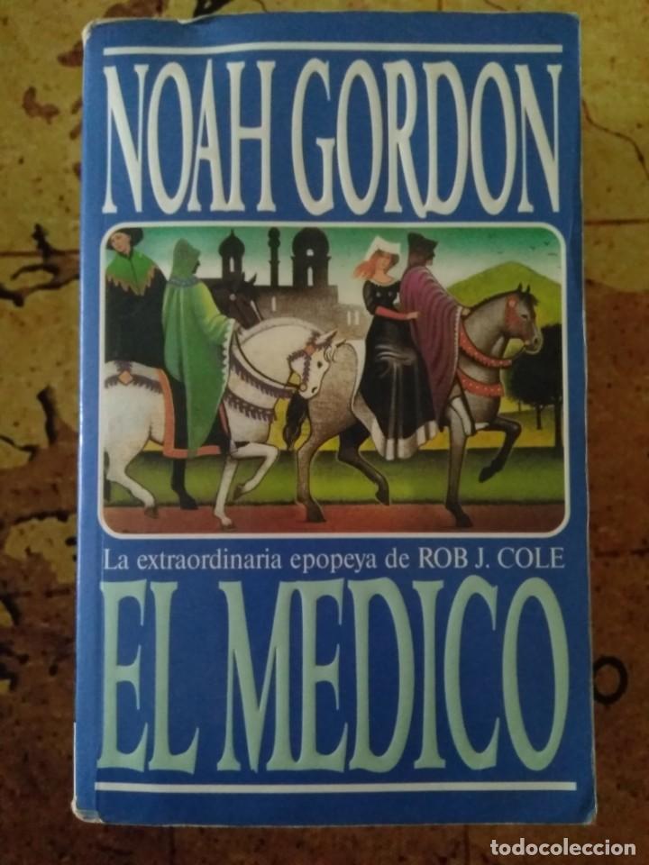 Libros de segunda mano: LIBRO. EL M&Eacute;DICO. NOAH GORDON. EDICIONES B. 1994. - Foto 1
