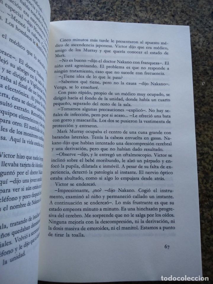 Libros de segunda mano: MUTACION -- ROBIN COOK -- CIRCULO 1991 -- - Foto 2