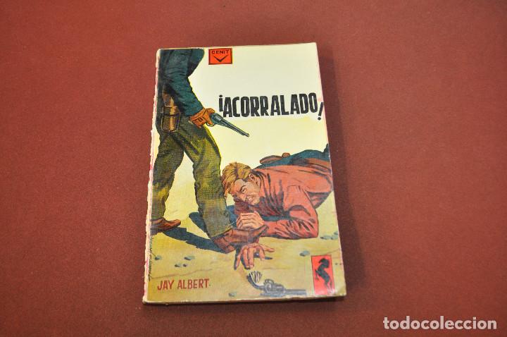 Libros de segunda mano: acorralado - jay albert - ediciones cenit - NW1 - Foto 1