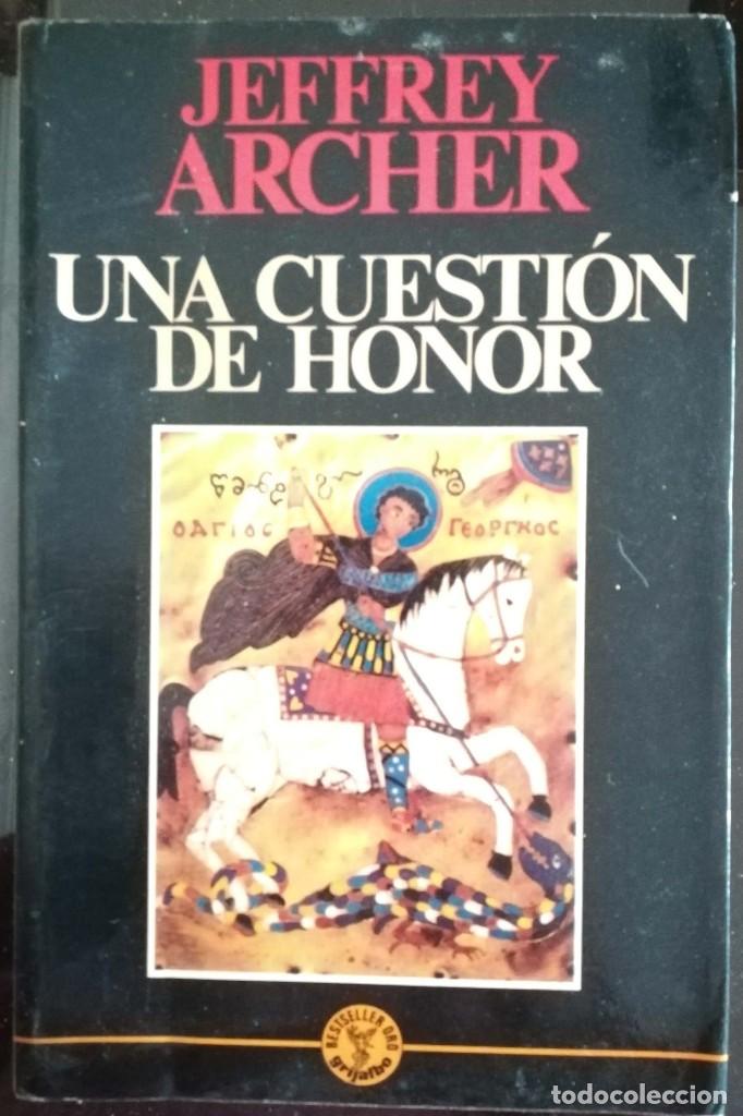Libros de segunda mano: Una cuesti&oacute;n de honor - Jeffrey - Foto 1