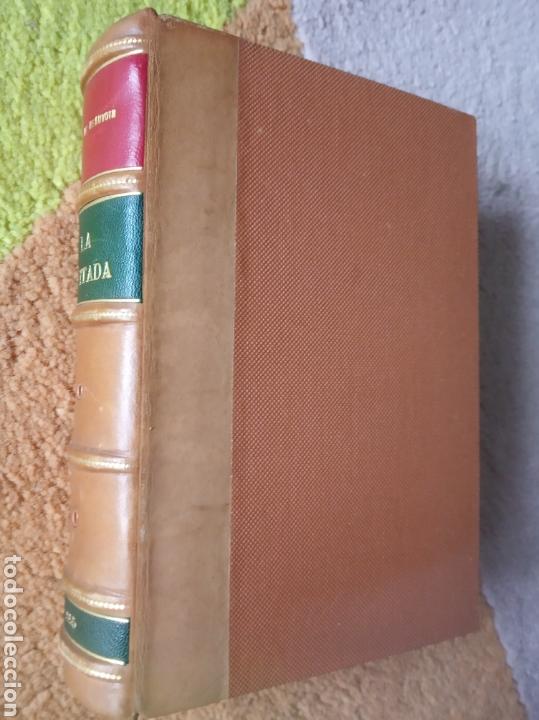Libros de segunda mano: La invitada. Simone de Beauvoir - Foto 1