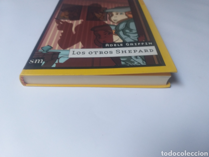 Libros de segunda mano: Los otros Shepard . Adele Griffin SM 2001 - Foto 3