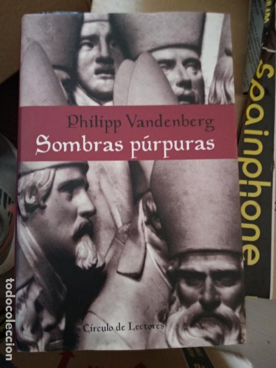 Libros de segunda mano: SOMBRAS P&Uacute;RPURAS - PHILIPP VANDENBERG - Foto 1