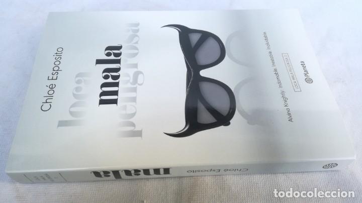 Libros de segunda mano: MALA	 / 	CHLOE ESPOSITO	 / 	PLANETA	 / 		 / 	E302 - Foto 1
