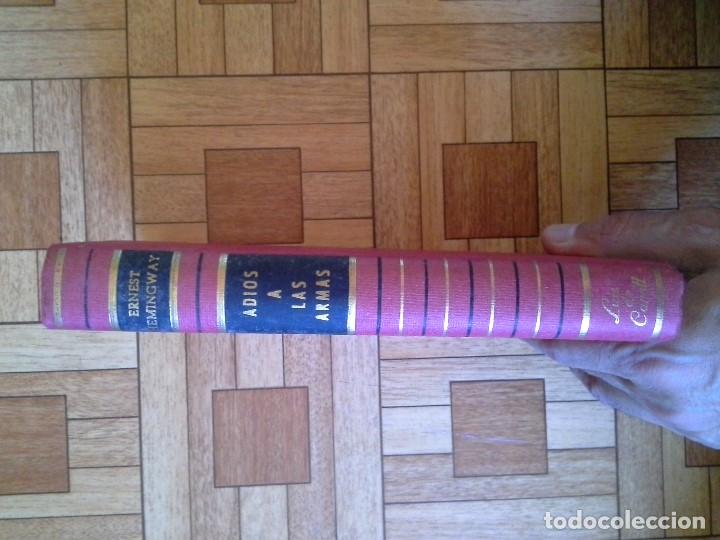Libros de segunda mano: HEMINGWAY - ADI&Oacute;S A LAS ARMAS - 1964 - Foto 2