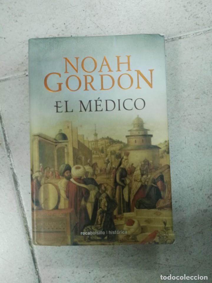 Libros de segunda mano: NOAH GORDON. EL MEDICO. ROCA - Foto 1
