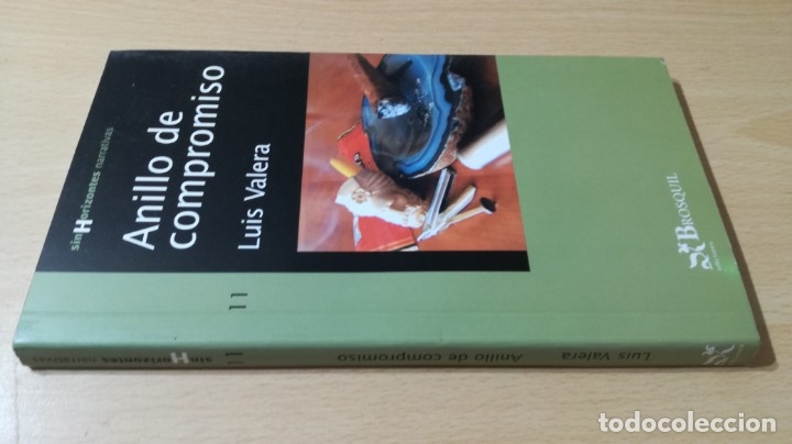 Libros de segunda mano: ANILLO DE COMPROMISO - LUIS VALERA - BROSQUIL	 / 	GARA 48 - Foto 1