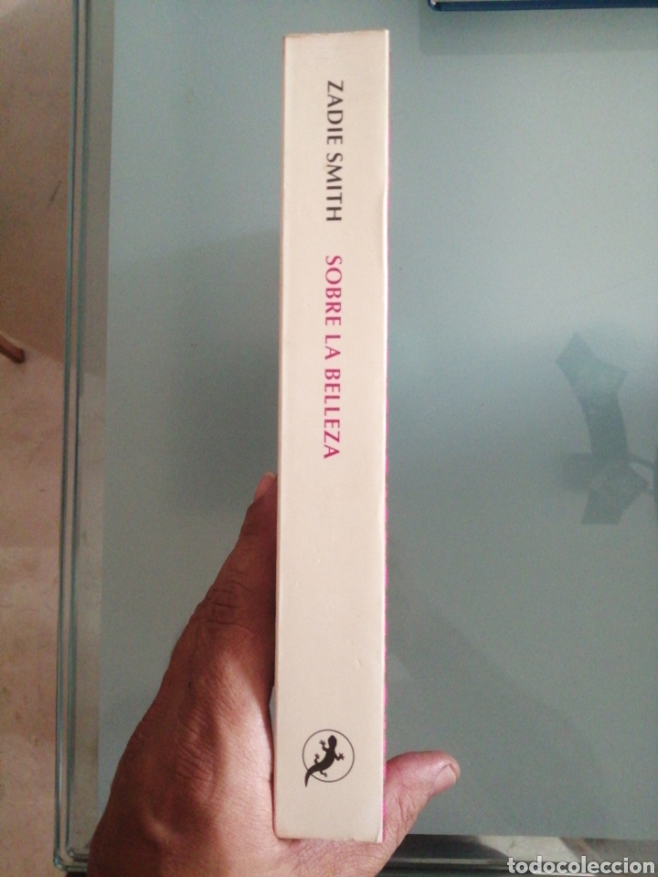 Libros de segunda mano: Sobre la belleza - Foto 3