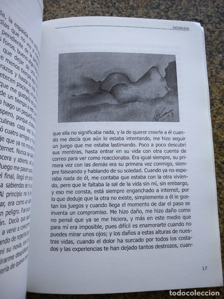 Libros de segunda mano: DESNUDA -- MONTSE GRAO -- 2004 -- - Foto 2
