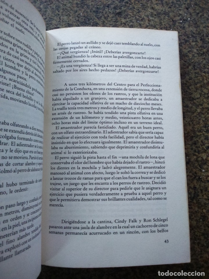 Libros de segunda mano: LOS PERROS -- ROBERT CALDER -- CIRCULO 1978 -- - Foto 2