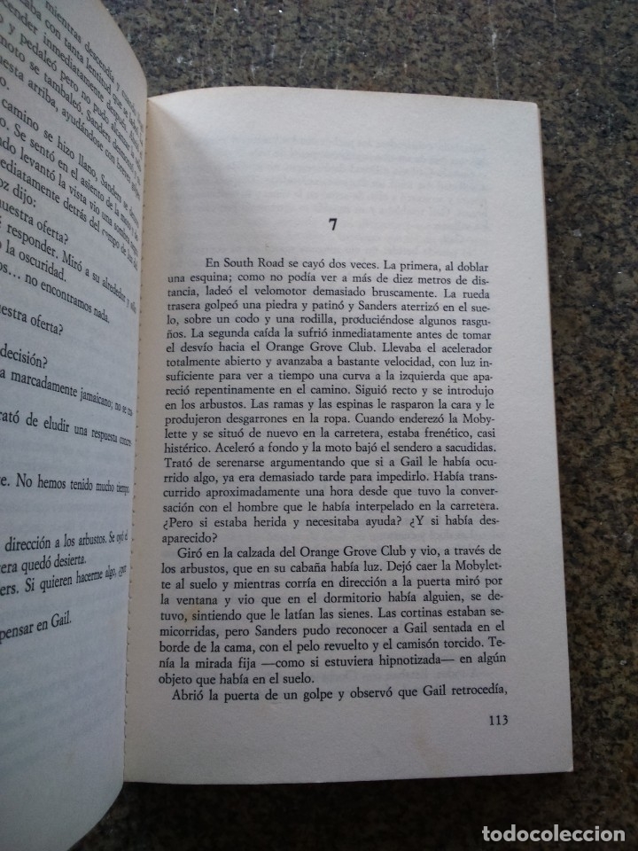 Libros de segunda mano: ABISMO -- PETER BENCHLEY -- CIRCULO 1978 -- - Foto 2