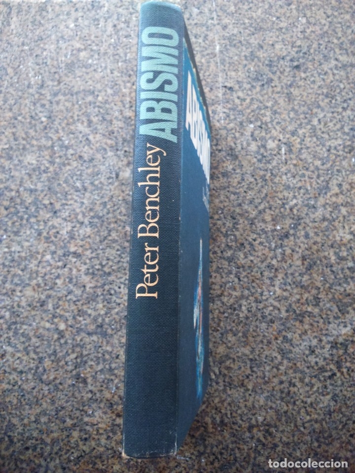 Libros de segunda mano: ABISMO -- PETER BENCHLEY -- CIRCULO 1978 -- - Foto 3