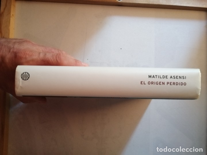 Libros de segunda mano: EL ORIGEN PERDIDO. MATILDE ASENSI. - Foto 3
