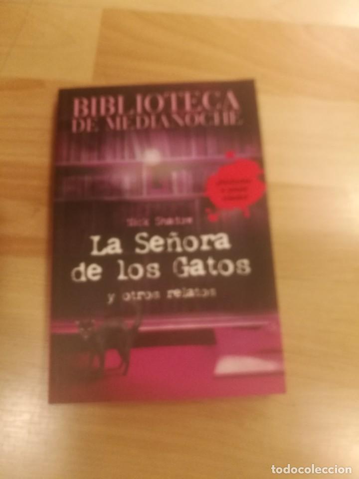 Libros de segunda mano: La se&ntilde;ora de los gatos. Nick Shadow - Foto 1