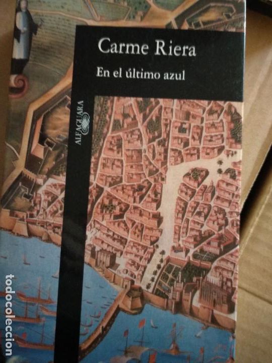 Libros de segunda mano: RIERA, Carme - EN EL &Uacute;LTIMO AZUL - Foto 1