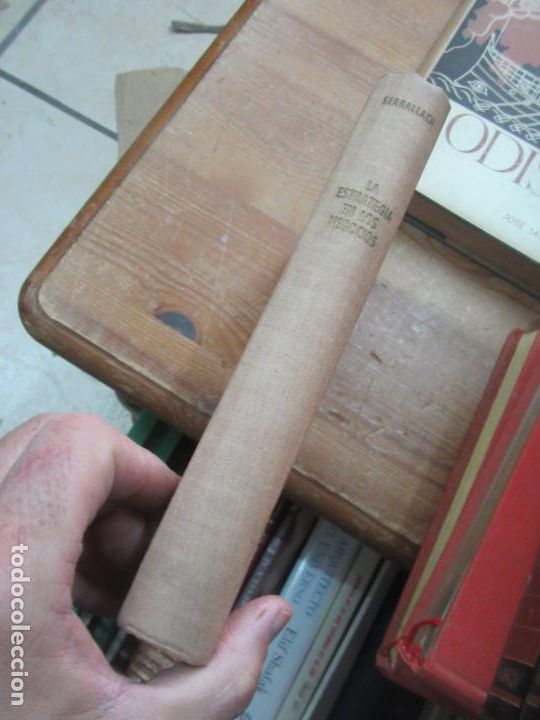 Libri di seconda mano: La estrategia en los negocios, Serrallach. L.14131-294