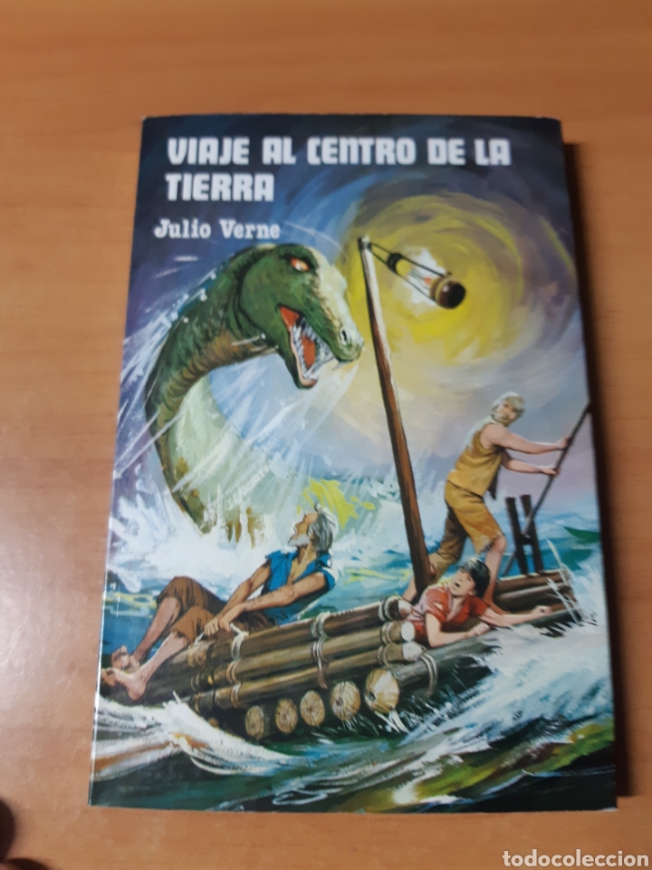Libros de segunda mano: VIAJE AL CENTRO DE LA TIERRA. - Foto 1