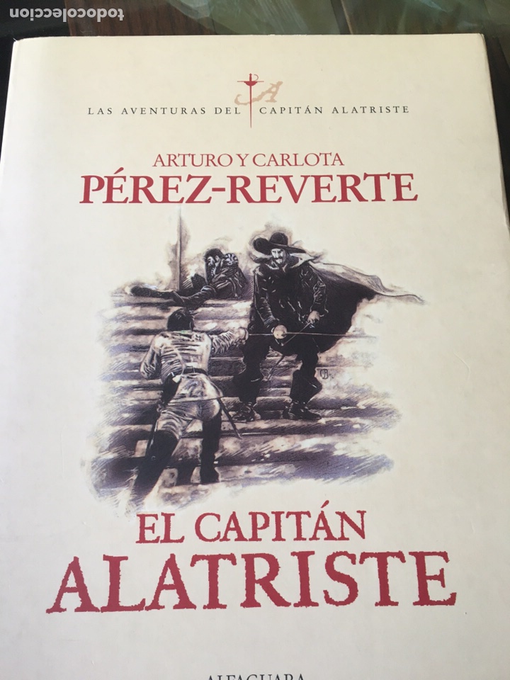 Libros de segunda mano: El capit&aacute;n Alatriste - Foto 1