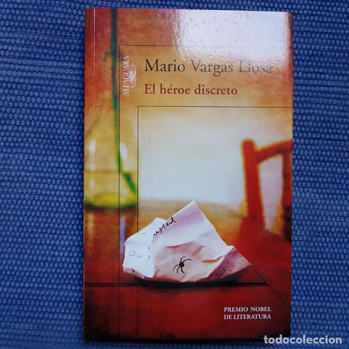 Libros de segunda mano: Vargas Llosa, Mario: El h&eacute;roe discreto - Foto 1