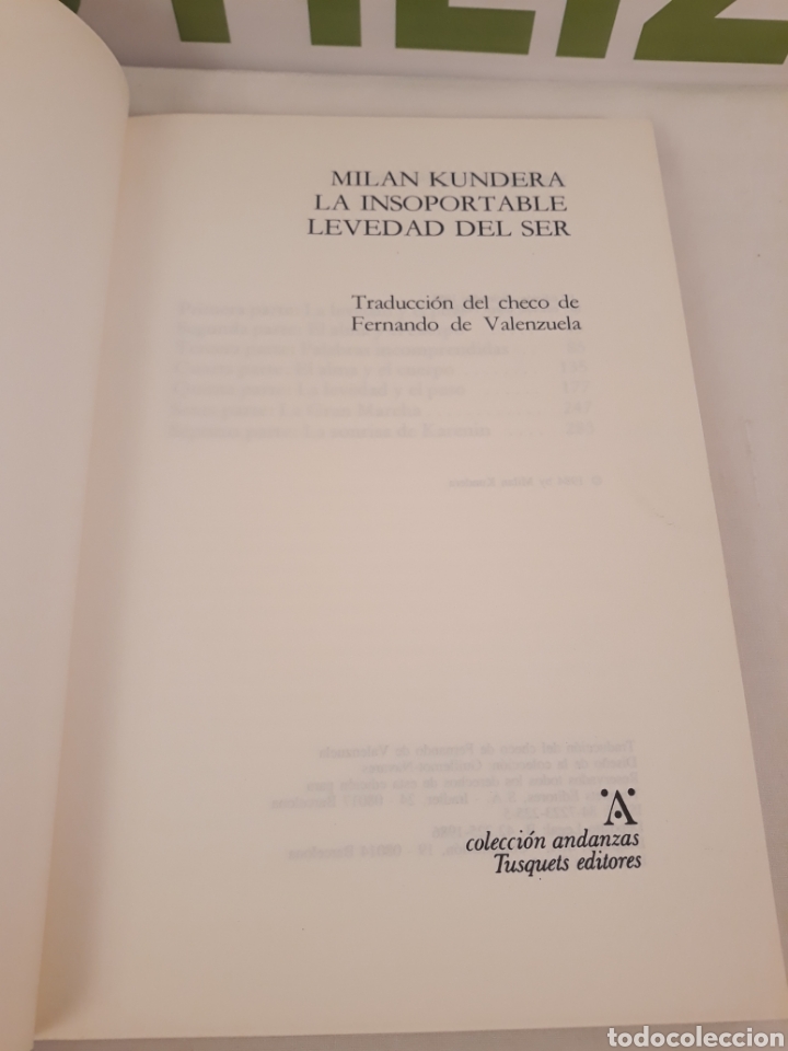 Libros de segunda mano: La insoportable levedad del ser.Mil&aacute;n Kundera. - Foto 3